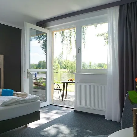 Boootshaus - Am Spreeufer * Beeskow