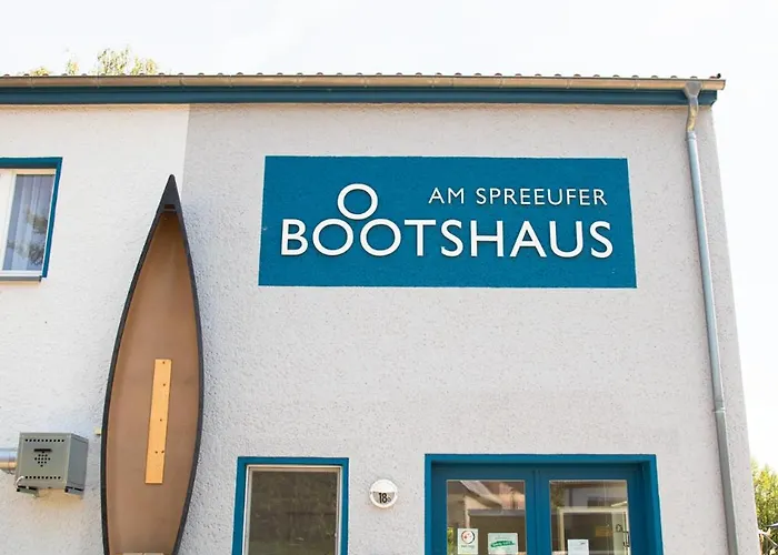 Pensión Boootshaus - Am Spreeufer