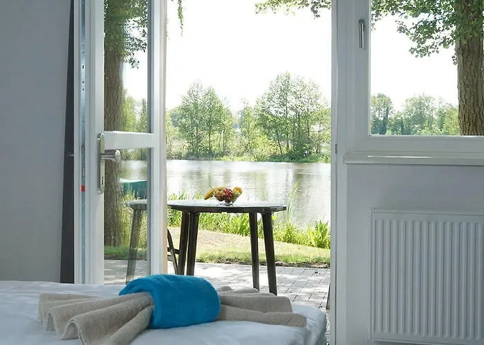 Pensión Boootshaus - Am Spreeufer